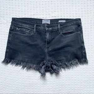 Frame Le cutoff shorts in Conway washed black  size 31